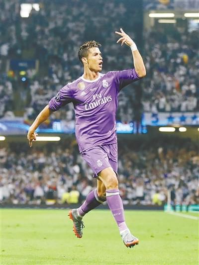 证明了他对 证明了他对